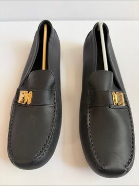 Louis Vuitton Soft Navy Leather Loafers with LV-Stamped Gold Accent and Heel